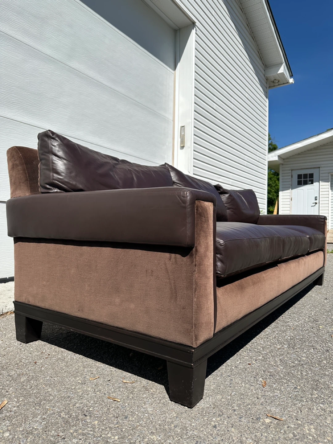 Barbara Barry for Henredon Designer Leather Sofa (CAN DELIVER) - photo 5