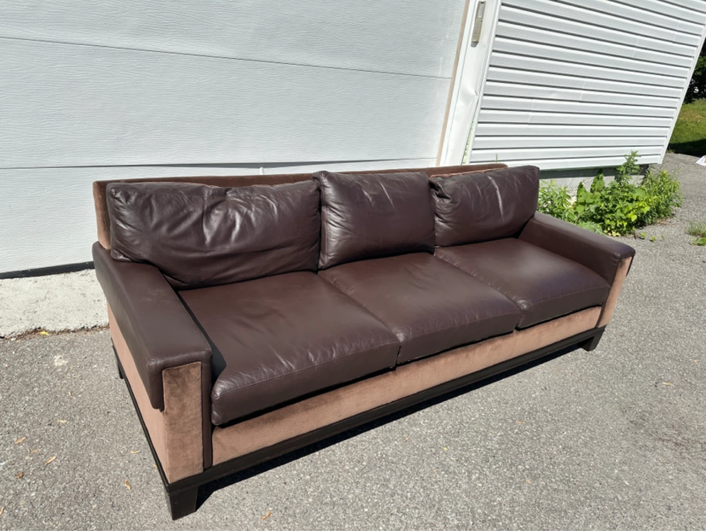 Barbara Barry for Henredon Designer Leather Sofa (CAN DELIVER) - photo 3
