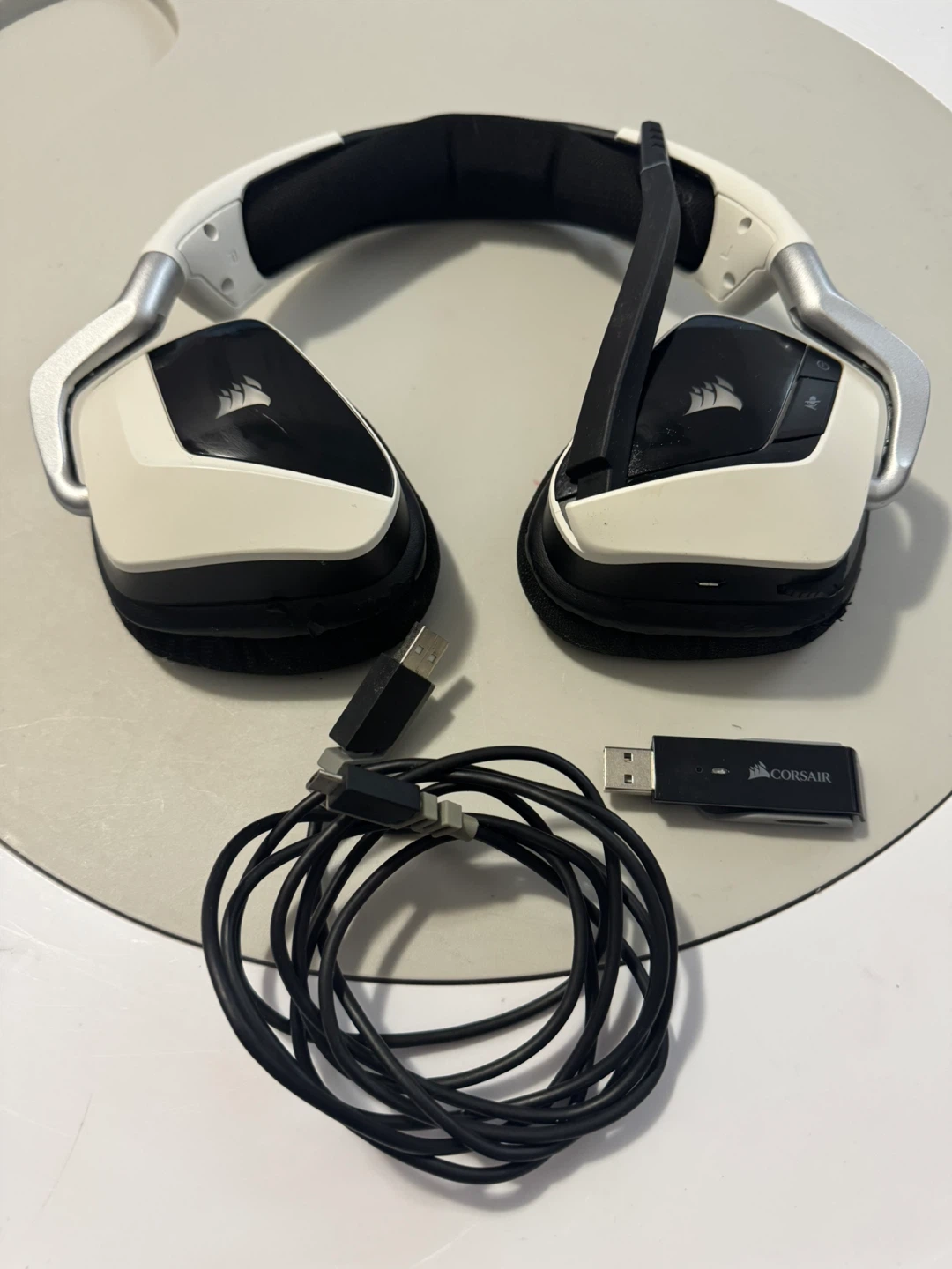 Corsair Void RGB Elite Wireless Gaming Headset