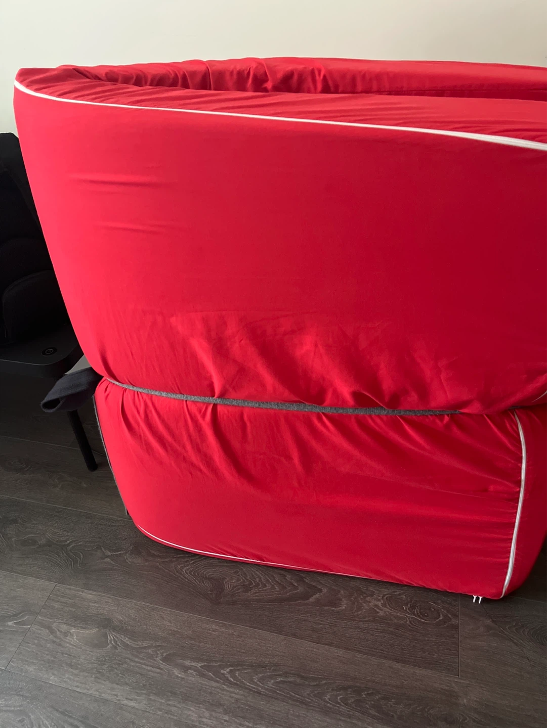 Foldable bed
