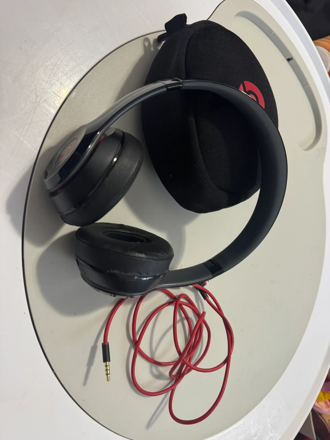Beats Solo HD Headphones with Carrying Case - photo 4