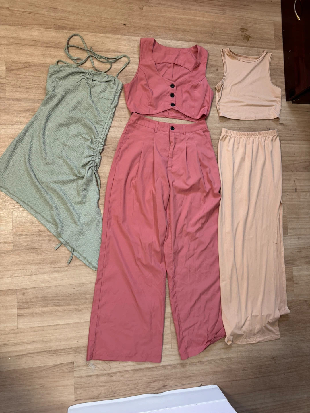 Women's Clothing Bundle - Various Tops & Bottoms - photo 2