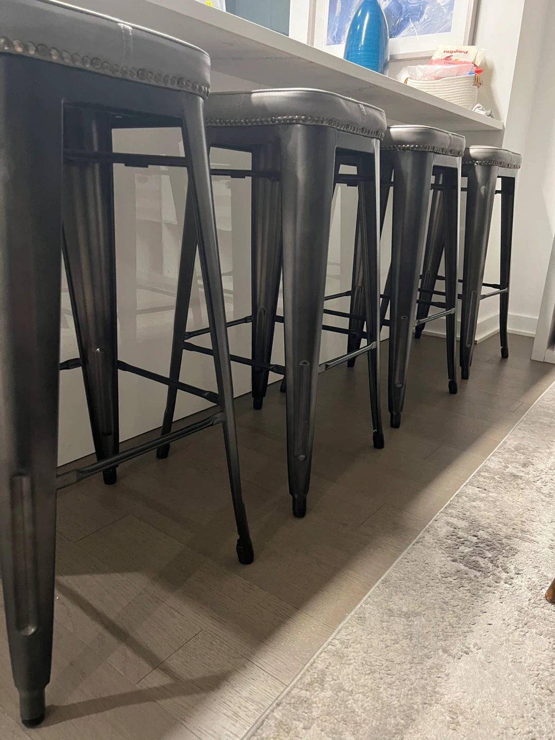 Set of 4 Modern Gray Bar Stools – Metal Legs - photo 3