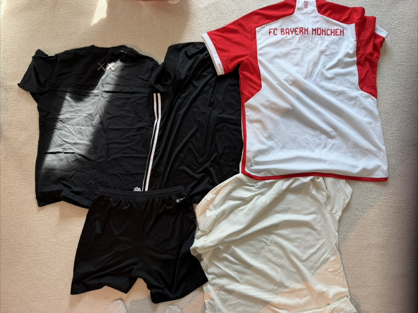 Assorted Men's T-shirts and Shorts - photo 4