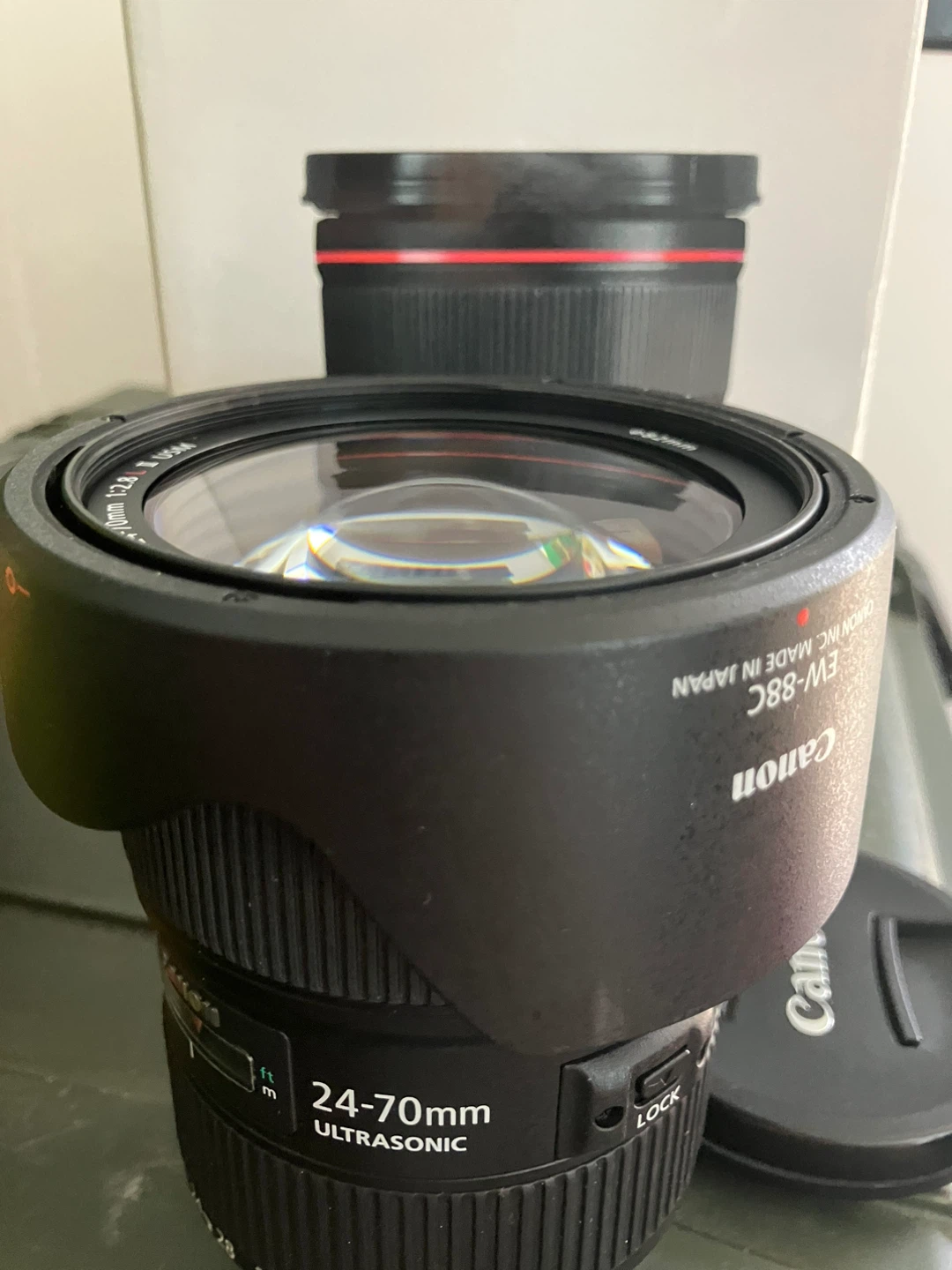 Canon 24-70mm f/2.8 L ii usm lens