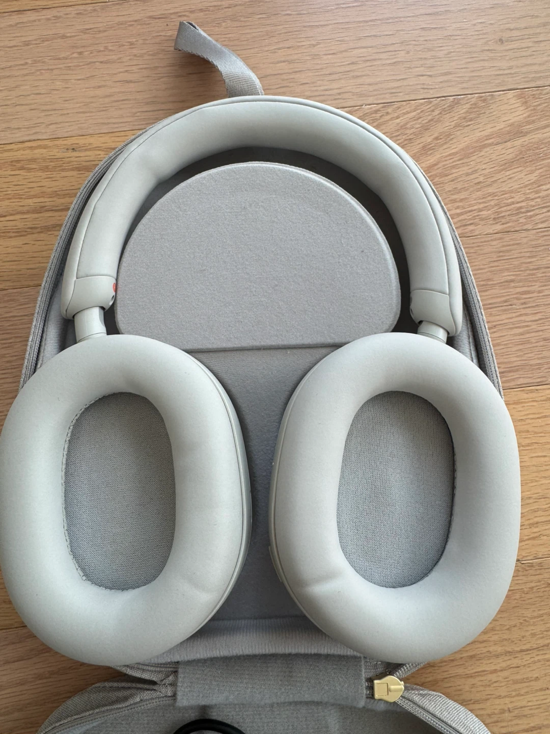 Sony WH-1000XM5 Headphones - photo 4