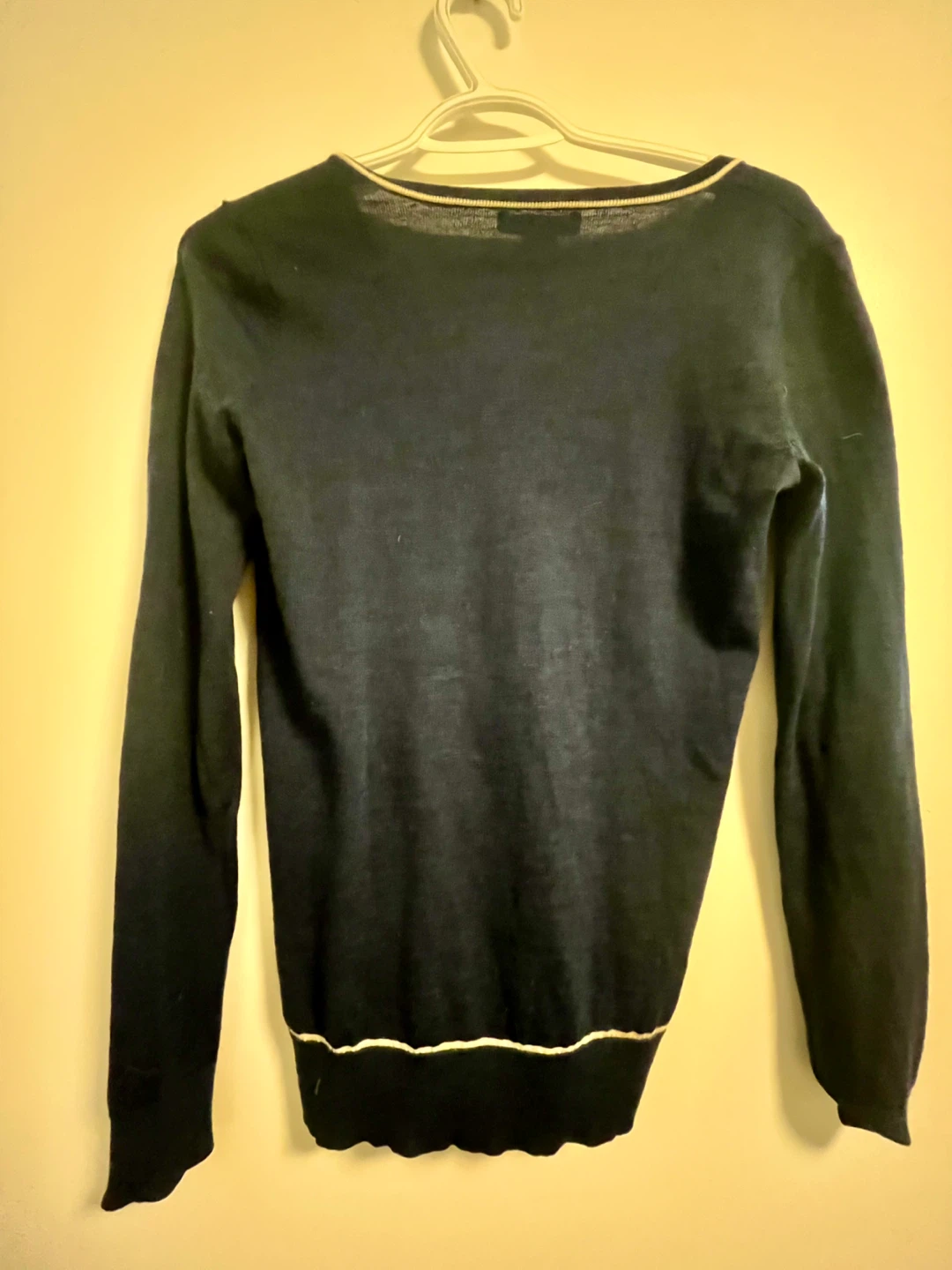 Club Monaco Blue V-Neck Sweater Size XS with white Trim - photo 2