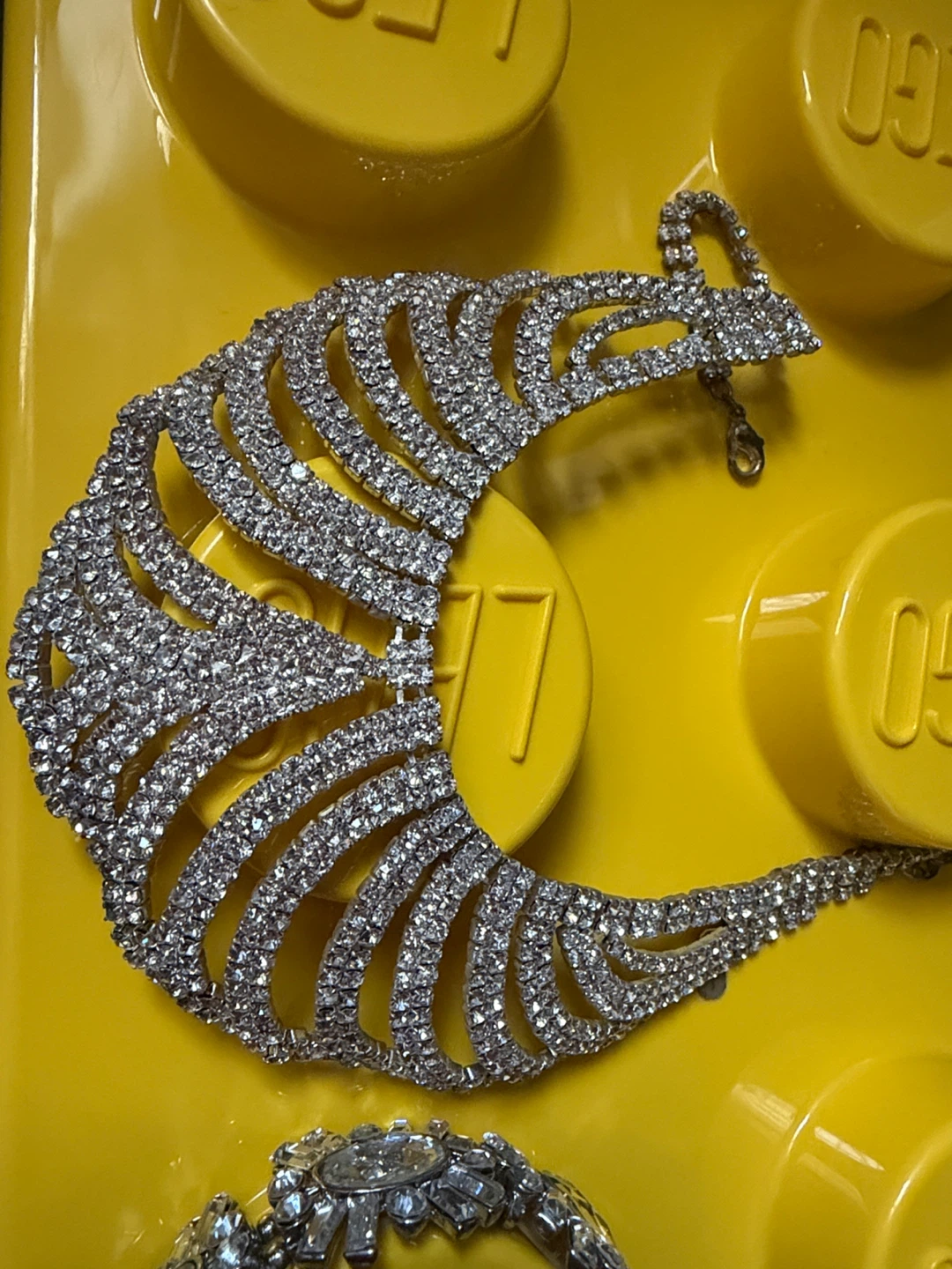 Sparkly Rhinestone Statement Necklace and bracelet set - photo 3