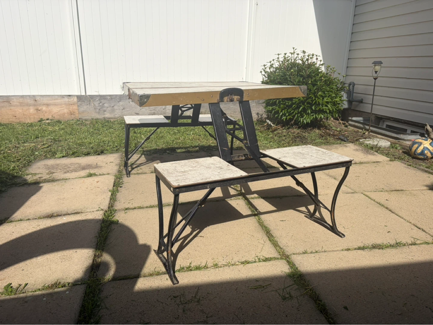 Vintage Folding Picnic Table Milwaukee stamping co. - photo 3