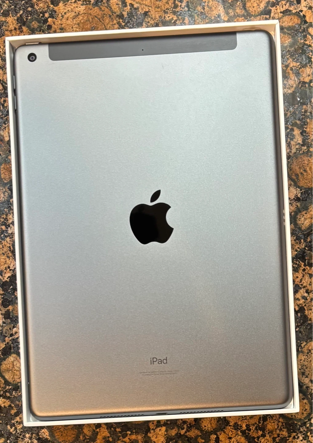 Brand New IPad 9th Gen - photo 3