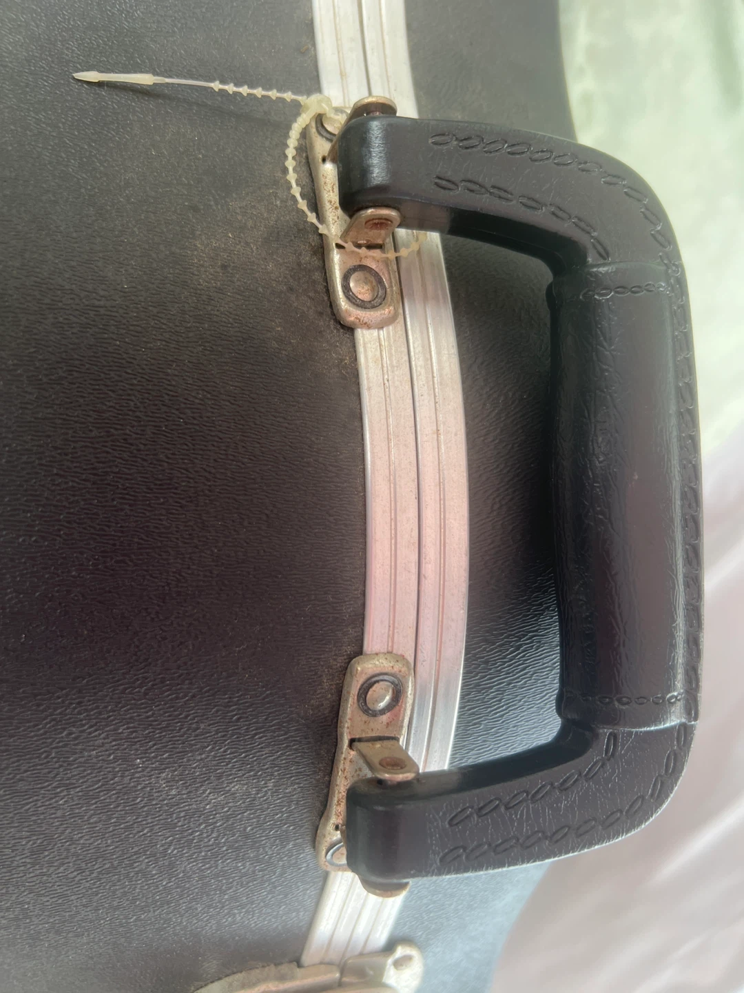 Freedom by SKB Guitar Case - photo 3