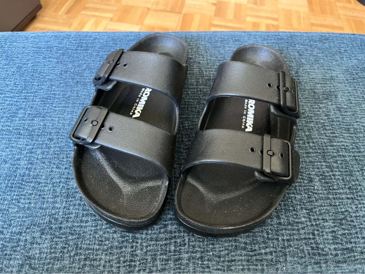 Romika Black Casual Sandals
