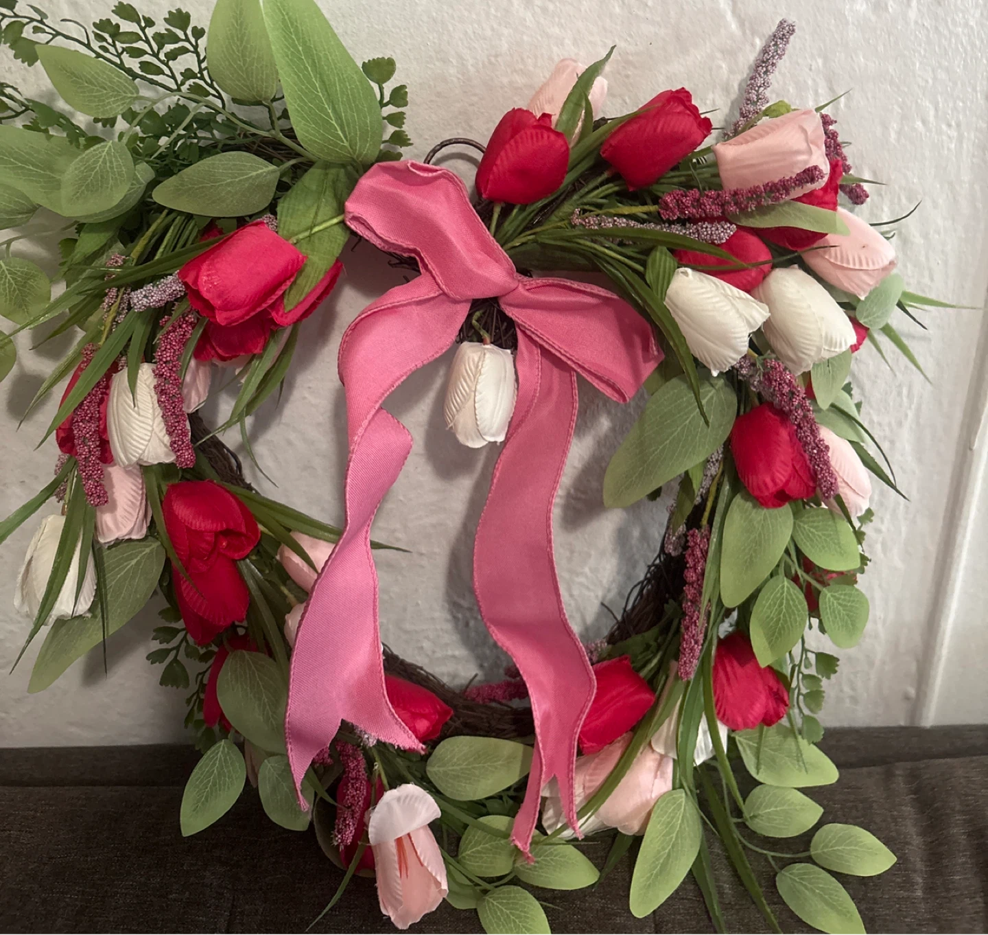 Heart Shaped Tulip Wreath - photo 3