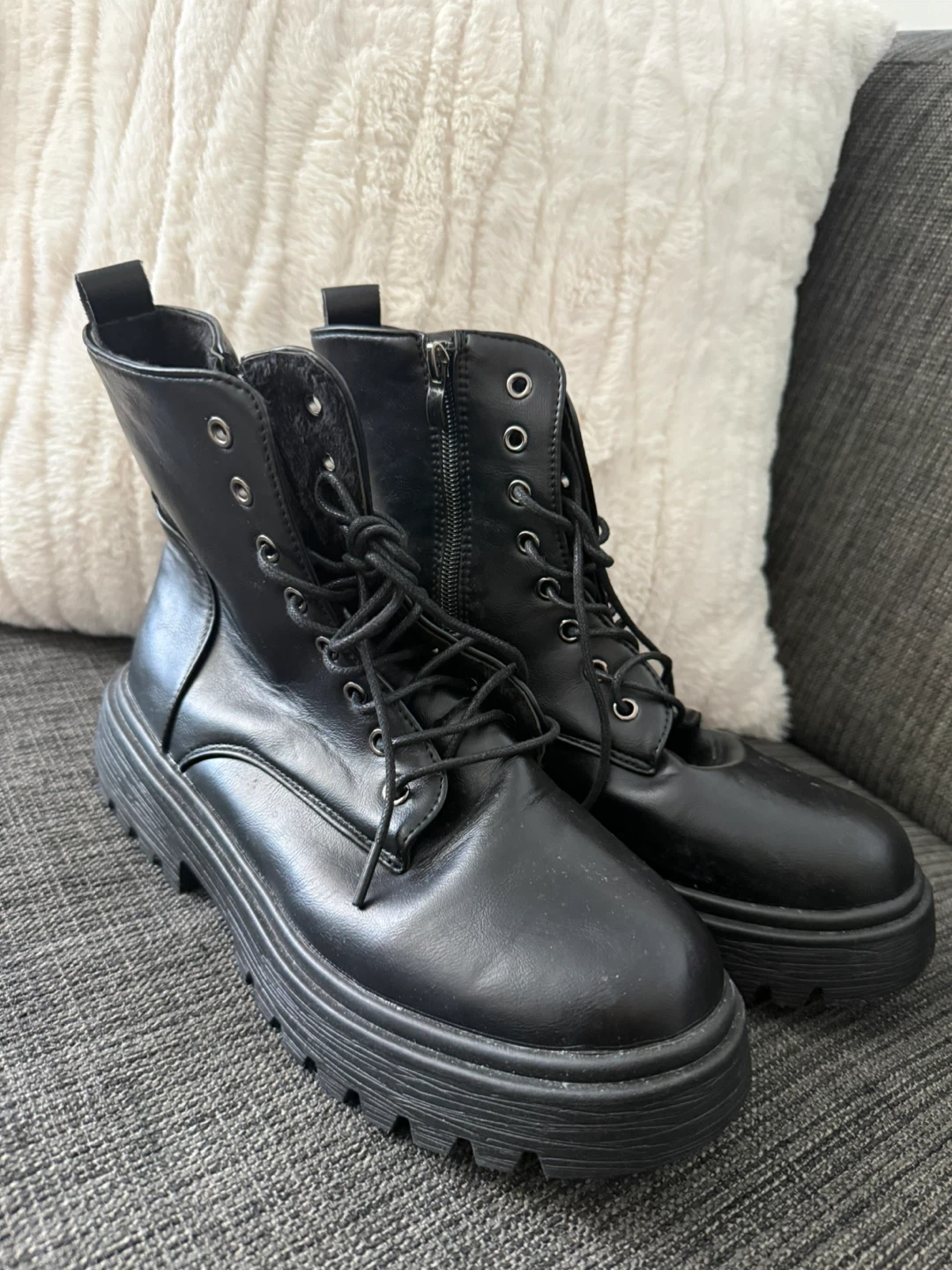 Black Lace-up Combat Boots - photo 4