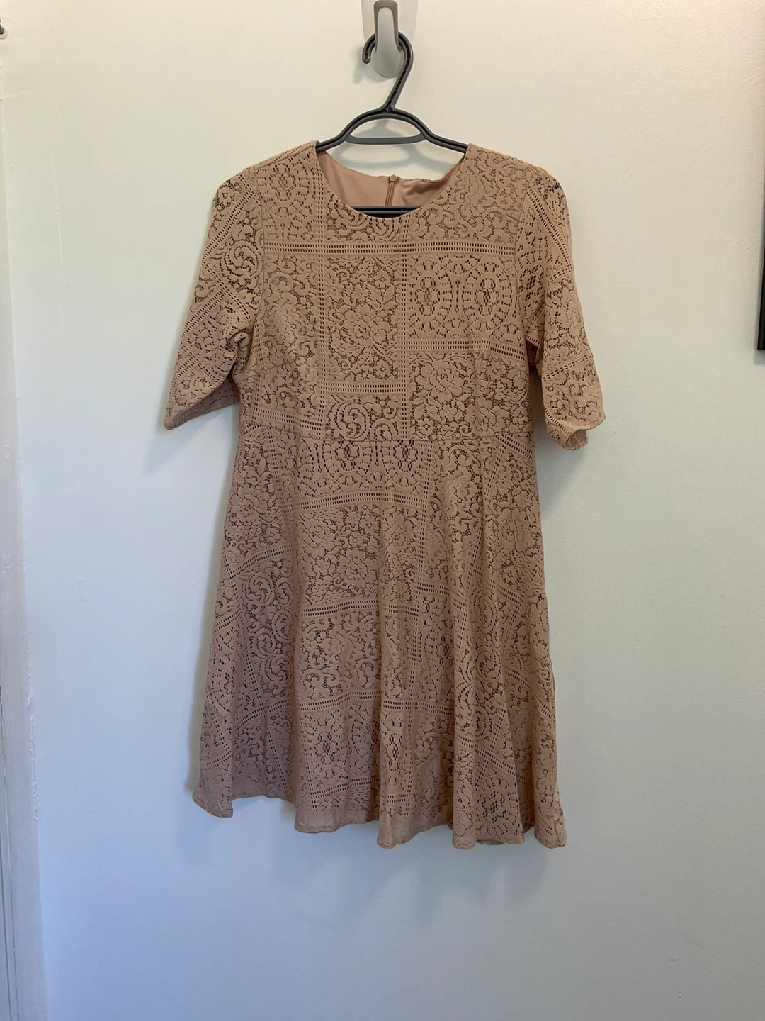 Zara Pink-Beige Lace Dress - photo 3