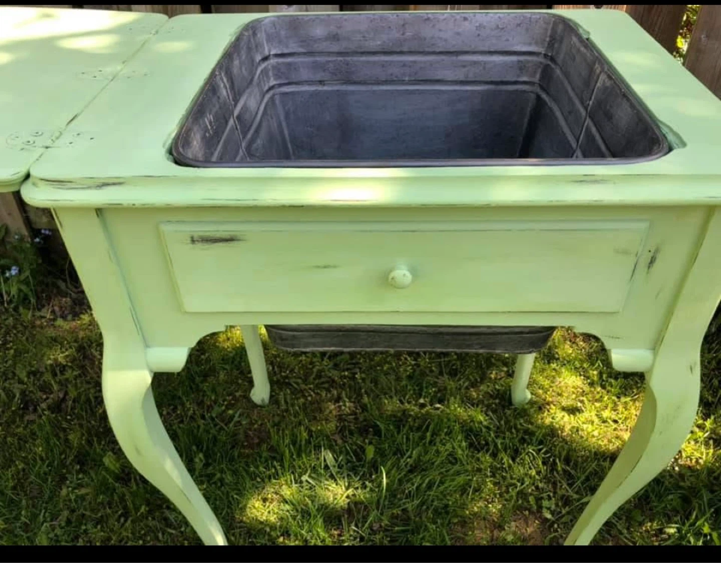 Repurposed sewing Table with cooler Insert - photo 4