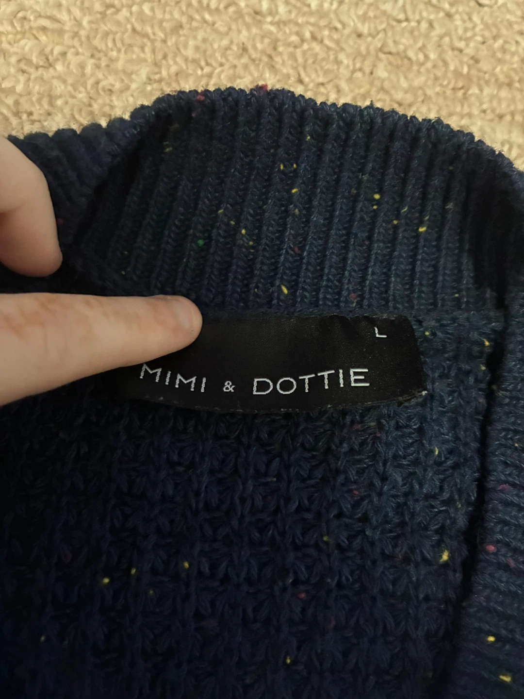 Mimi & Dottie Navy V-Neck Sweater - Size L - photo 4
