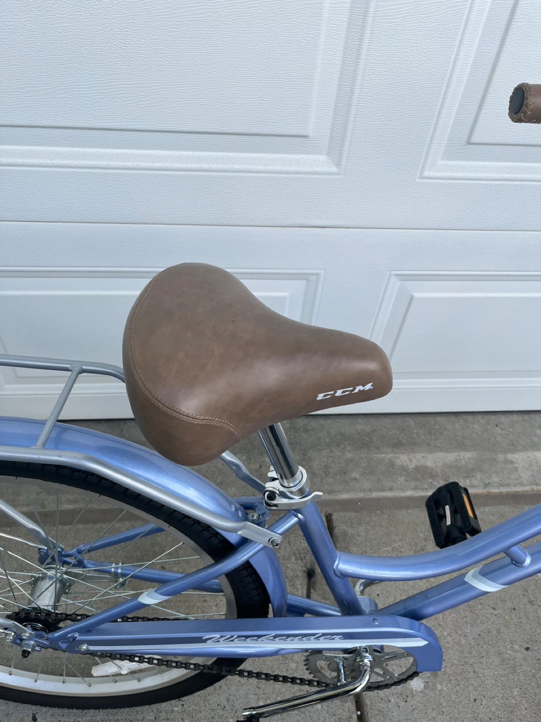 CCM Weekender Youth Cruiser Bike - Light Blue - photo 4