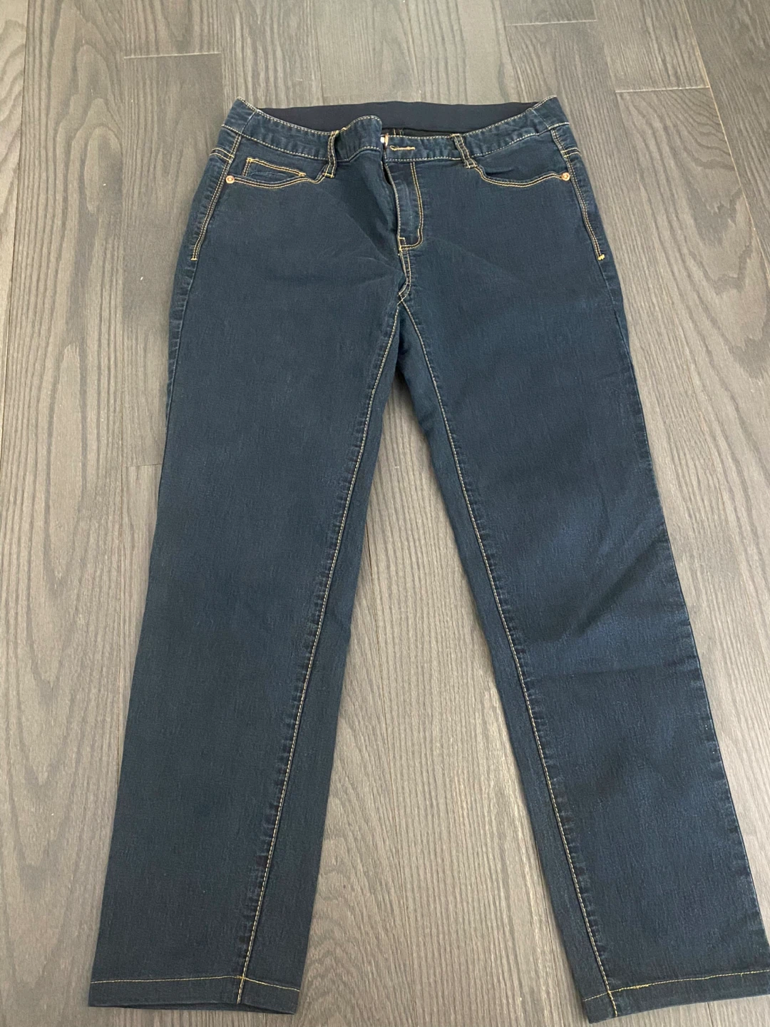 Dark wash jeans size M