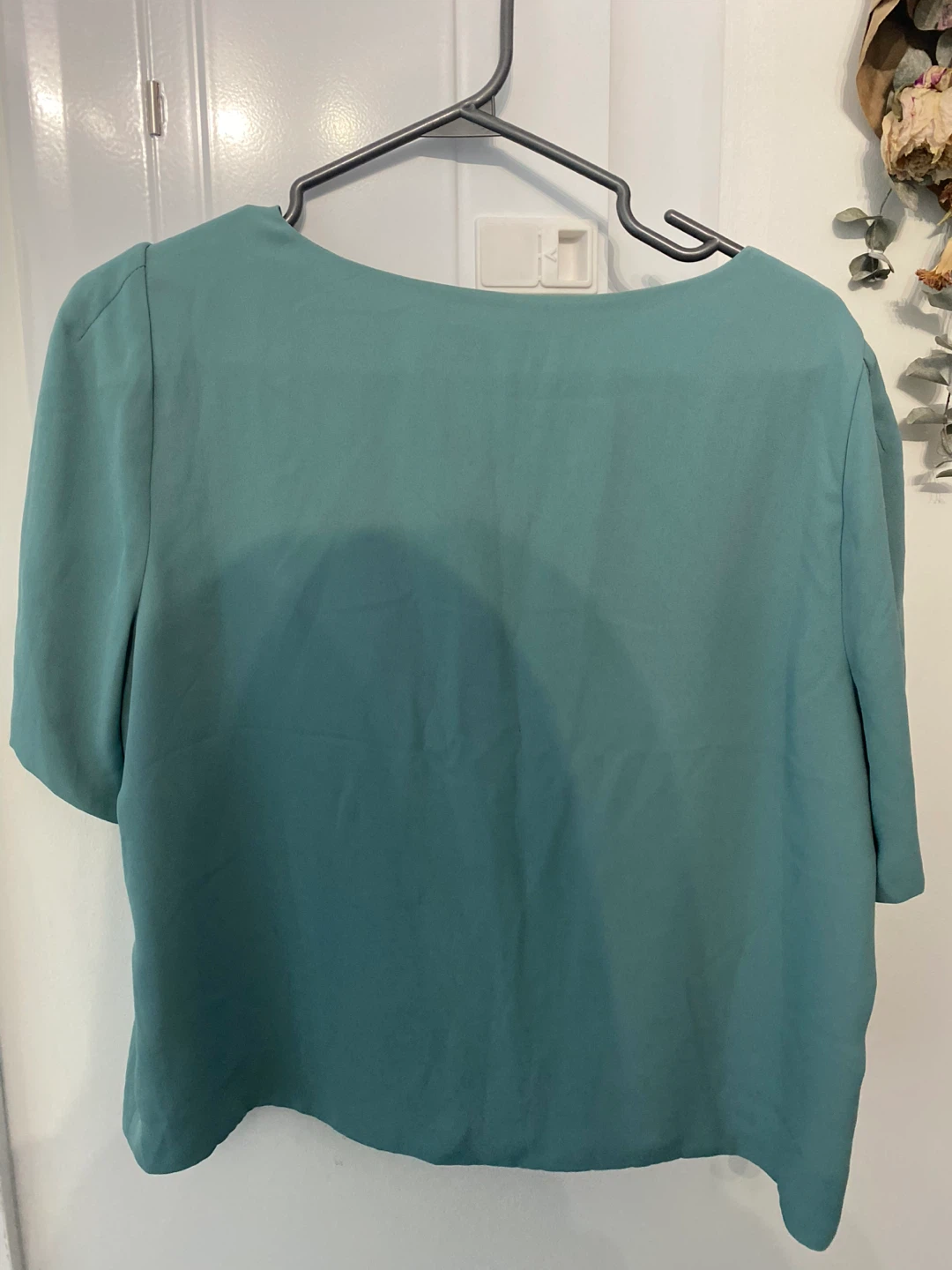 Babaton V-Neck blouse - photo 3