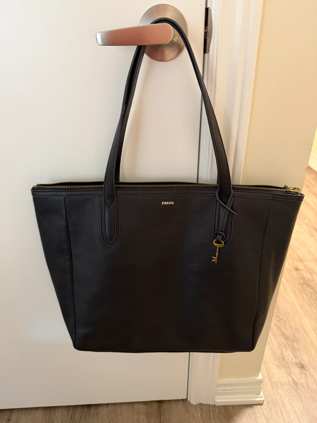 Fossil Black Leather Tote Bag