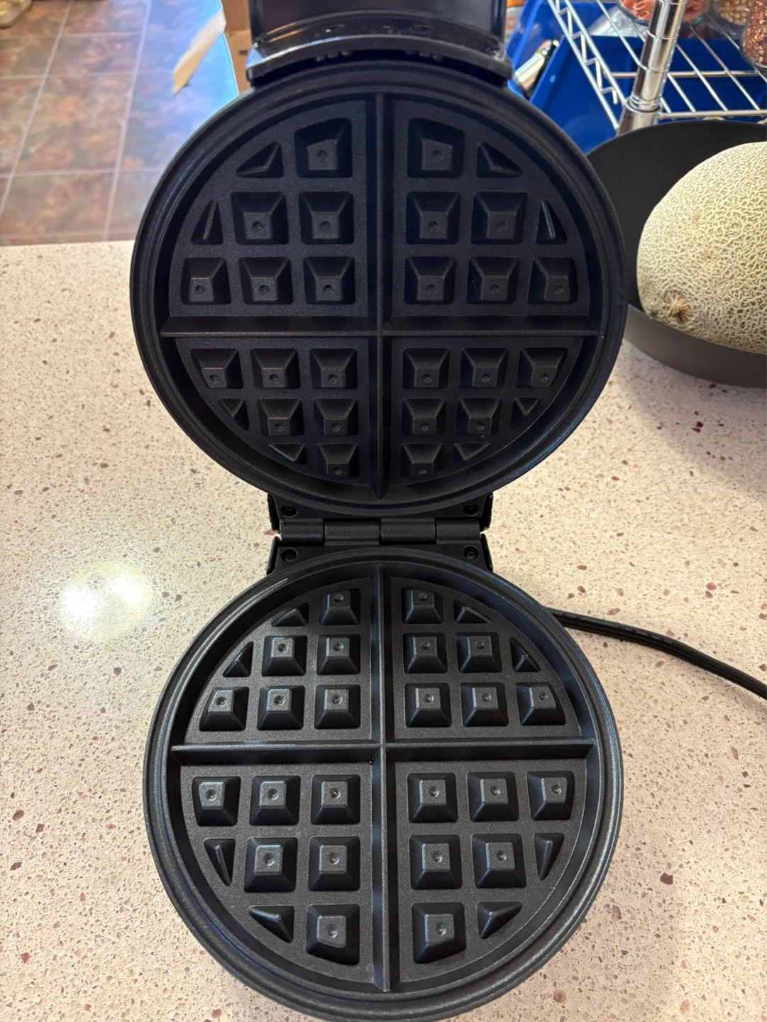 Oster Red Waffle Maker CKSTWF2000RD-033 - photo 3