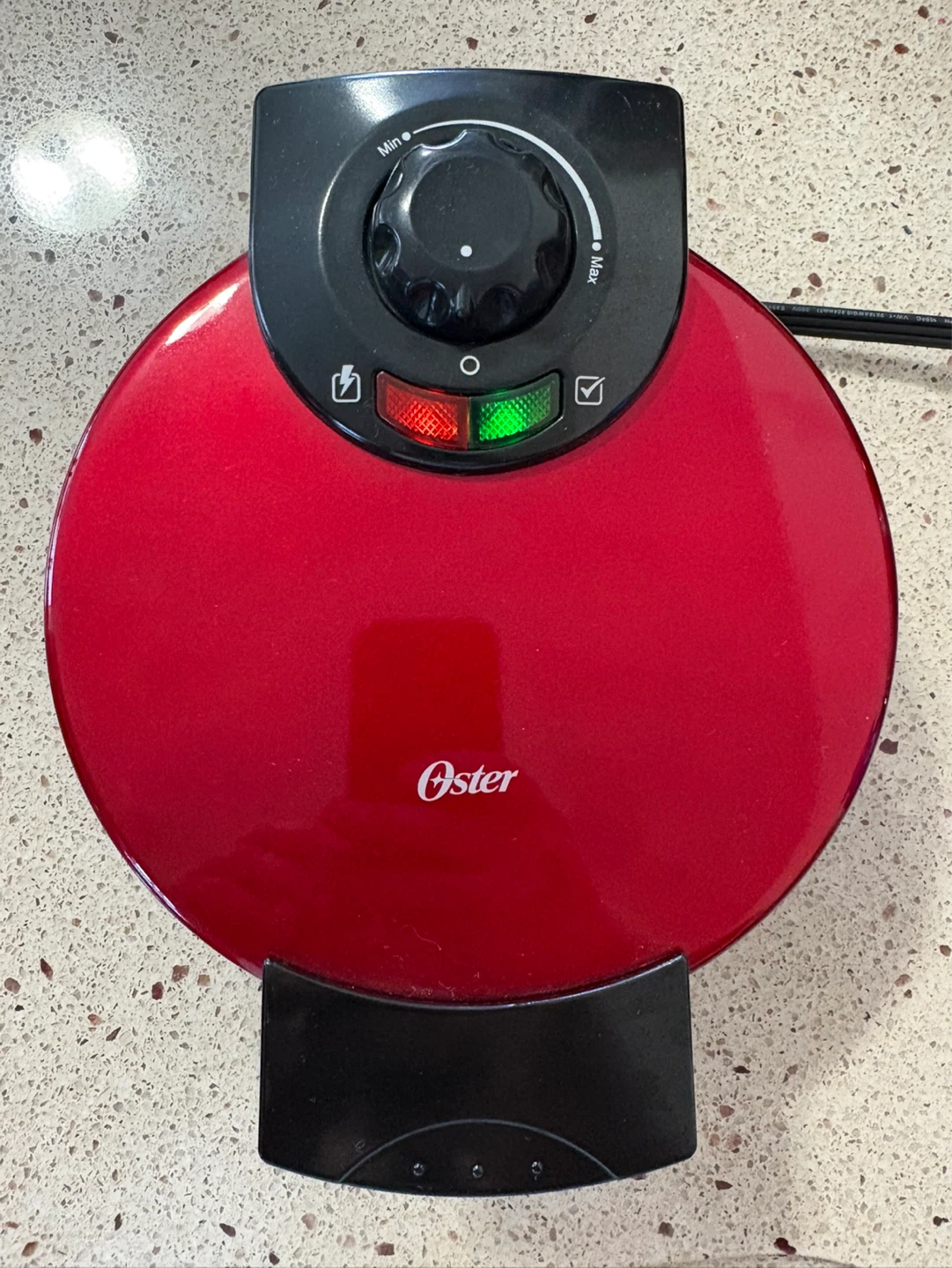 Oster Red Waffle Maker CKSTWF2000RD-033