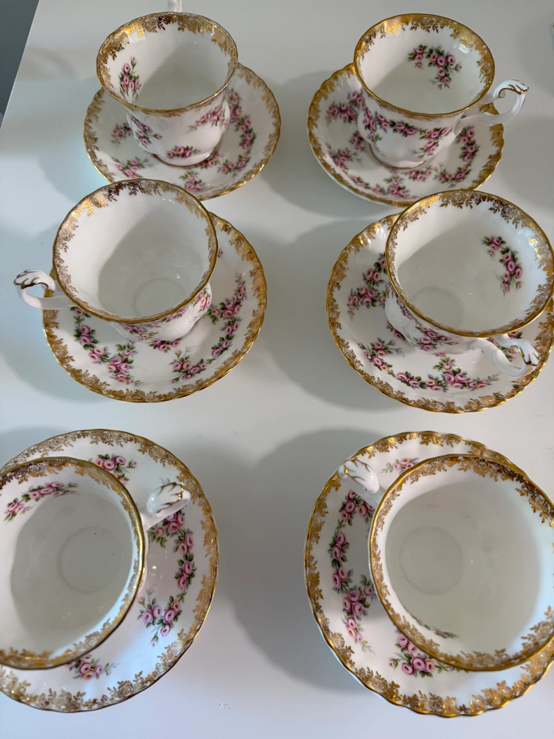 Set of 6 Vintage Royal Albert Teacups and Saucers