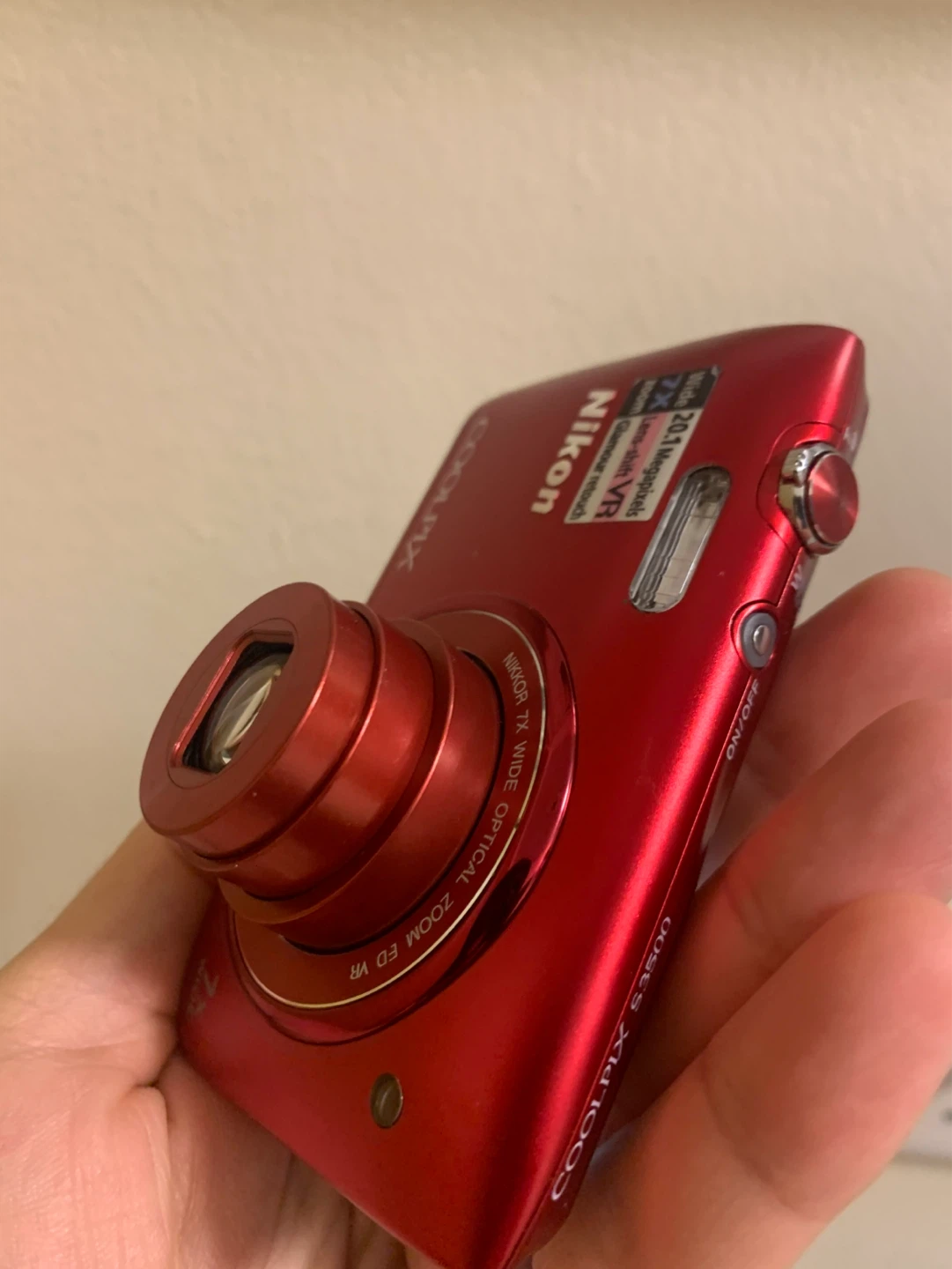 Nikon COOLPIX S3500 Digital Camera - Red - photo 2