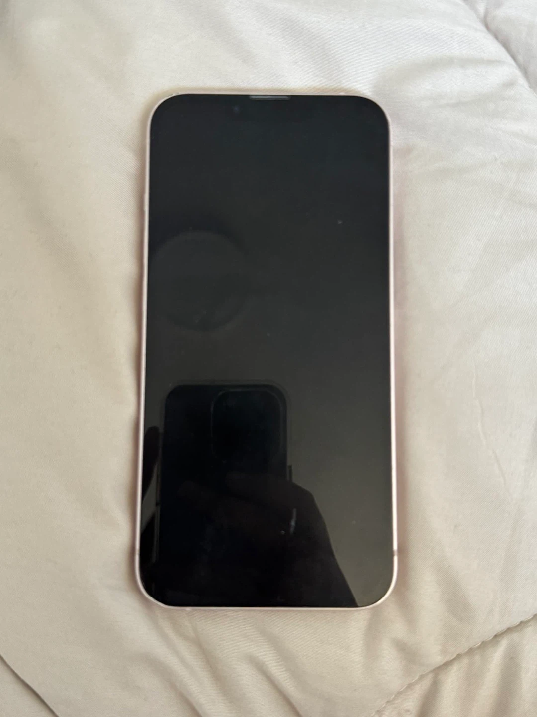 iPhone 13 Pink