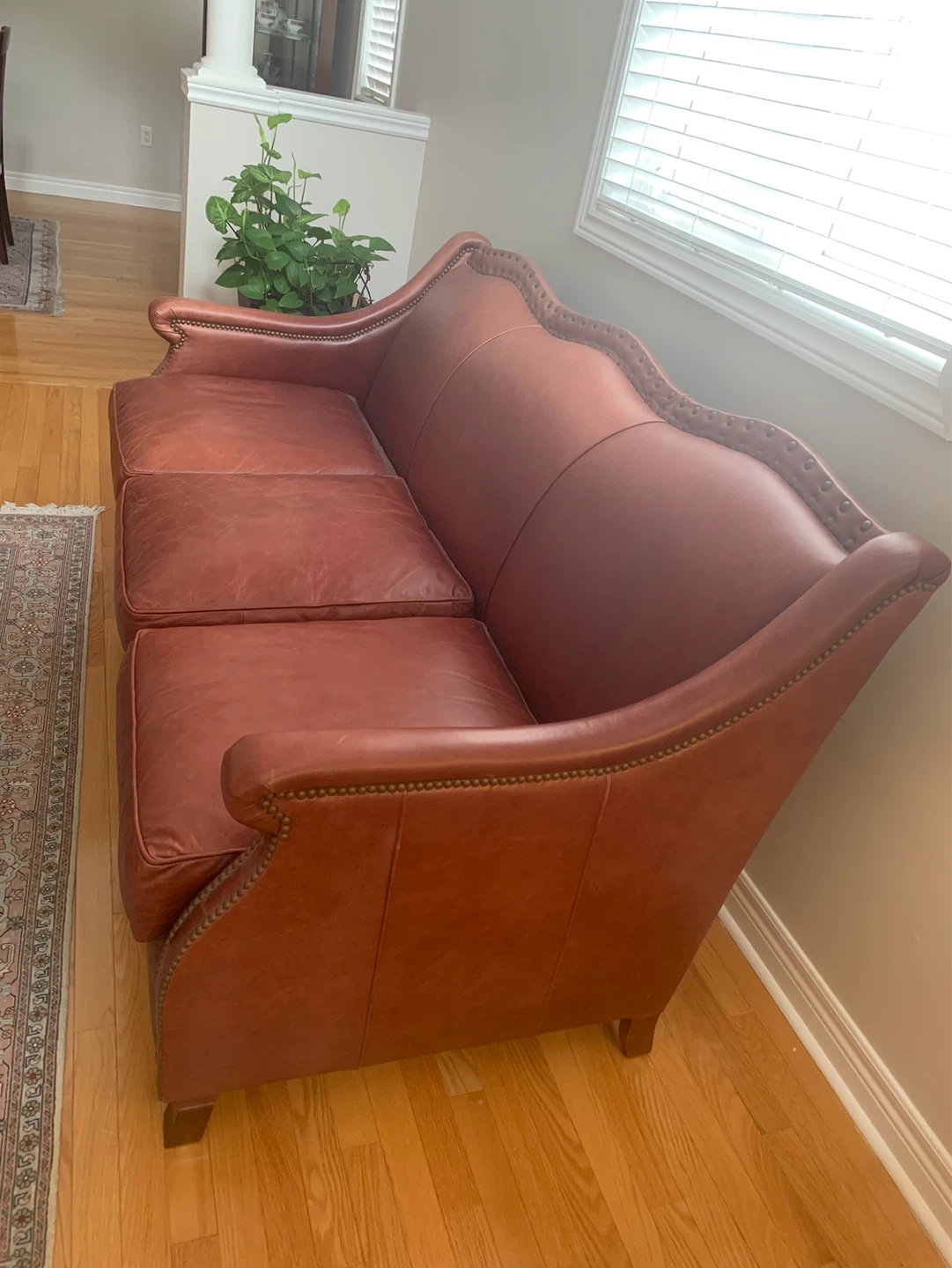Classic vintage aubergine Leather Sofa - photo 5