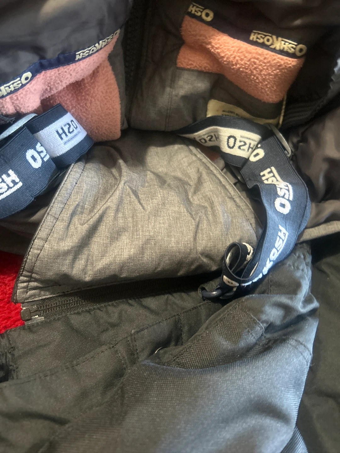 OshKosh B'gosh Kids Snowsuit with Kombi Mittens - photo 3