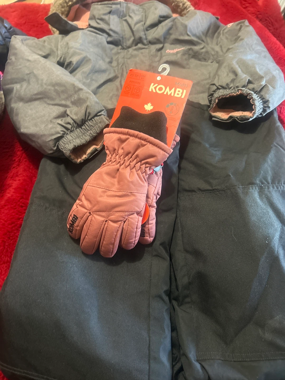 OshKosh B'gosh Kids Snowsuit with Kombi Mittens - photo 4