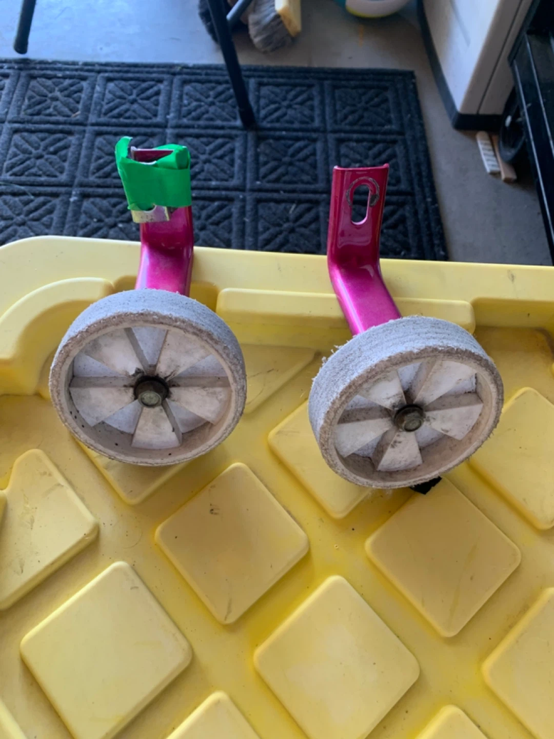 Kids Bike Training Wheels Pink