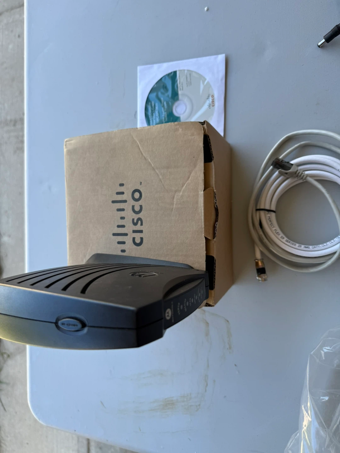 Motorola SURFboard SB5101 Cable Modem - photo 3
