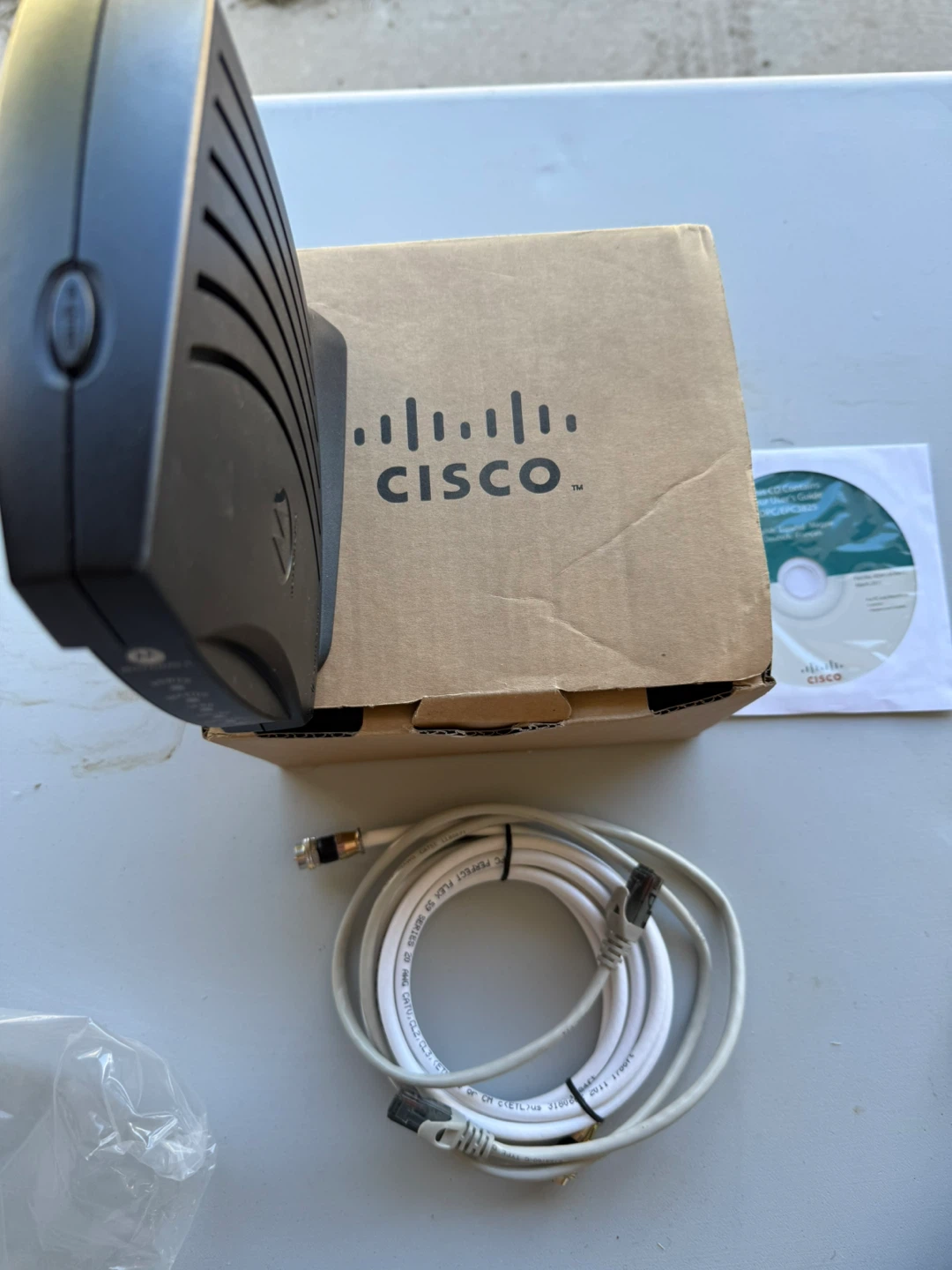 Motorola SURFboard SB5101 Cable Modem - photo 2