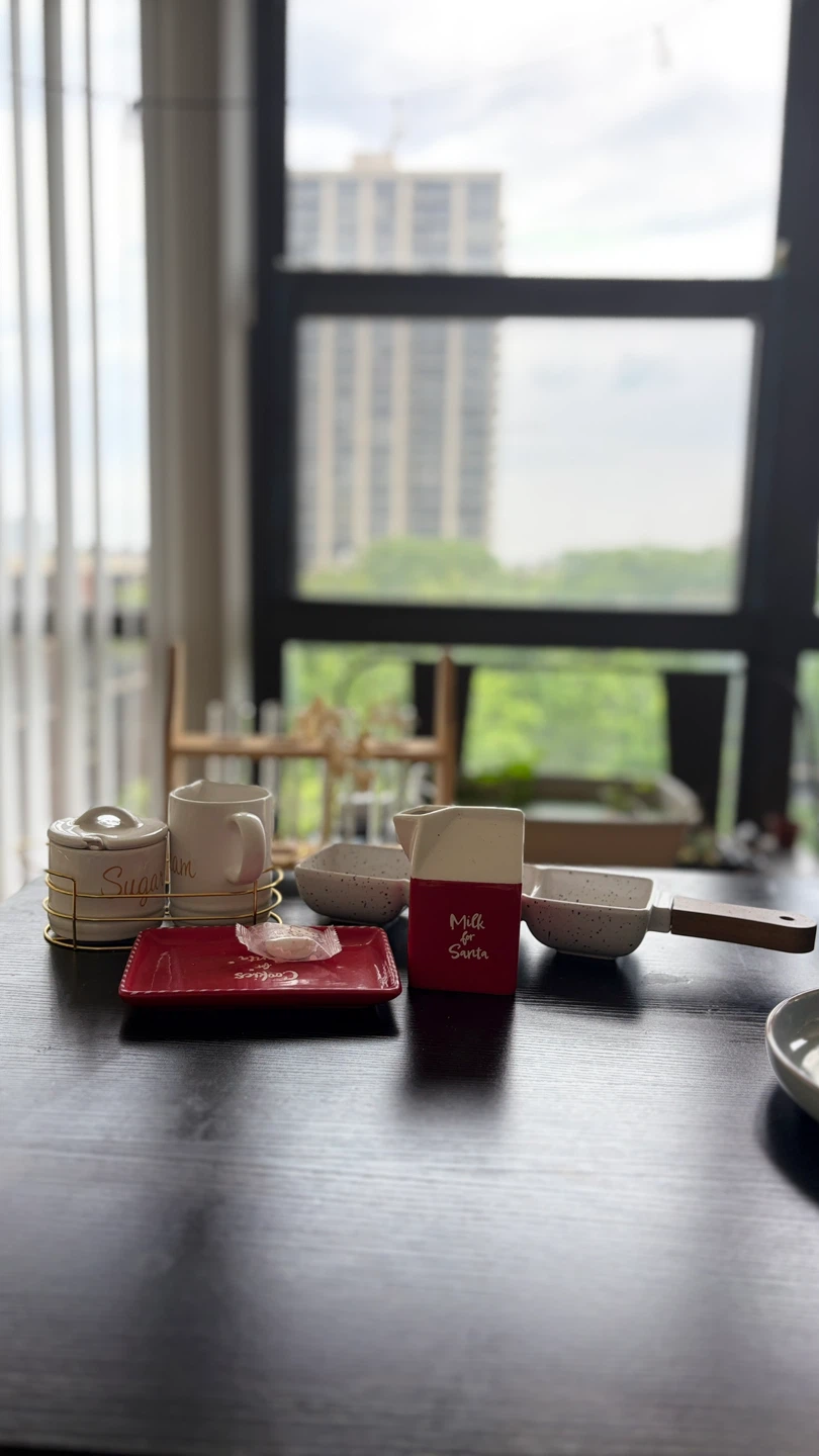 Milk & Sugar Set with Serving Tray