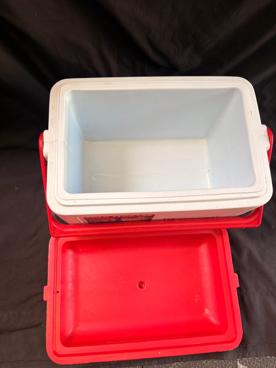Rubbermaid Cold Storage Tote 12" Ice Chest - photo 5