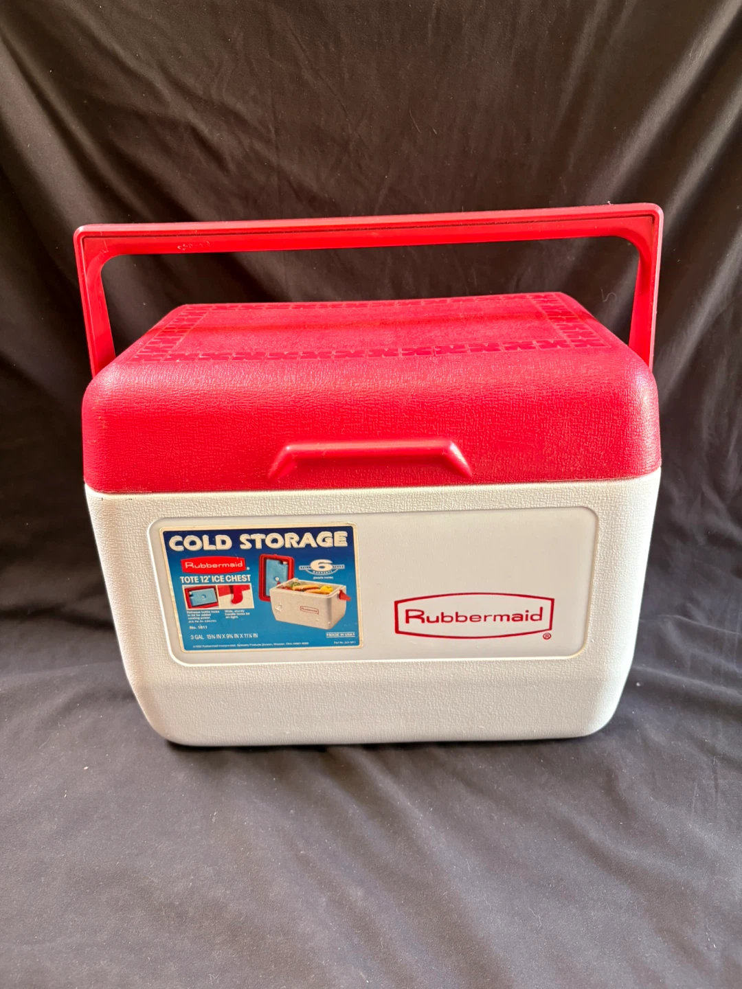 Rubbermaid Cold Storage Tote 12" Ice Chest