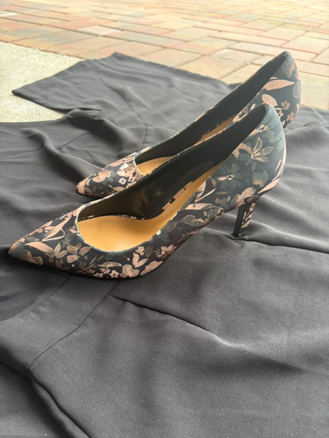 Le Château Floral Heels