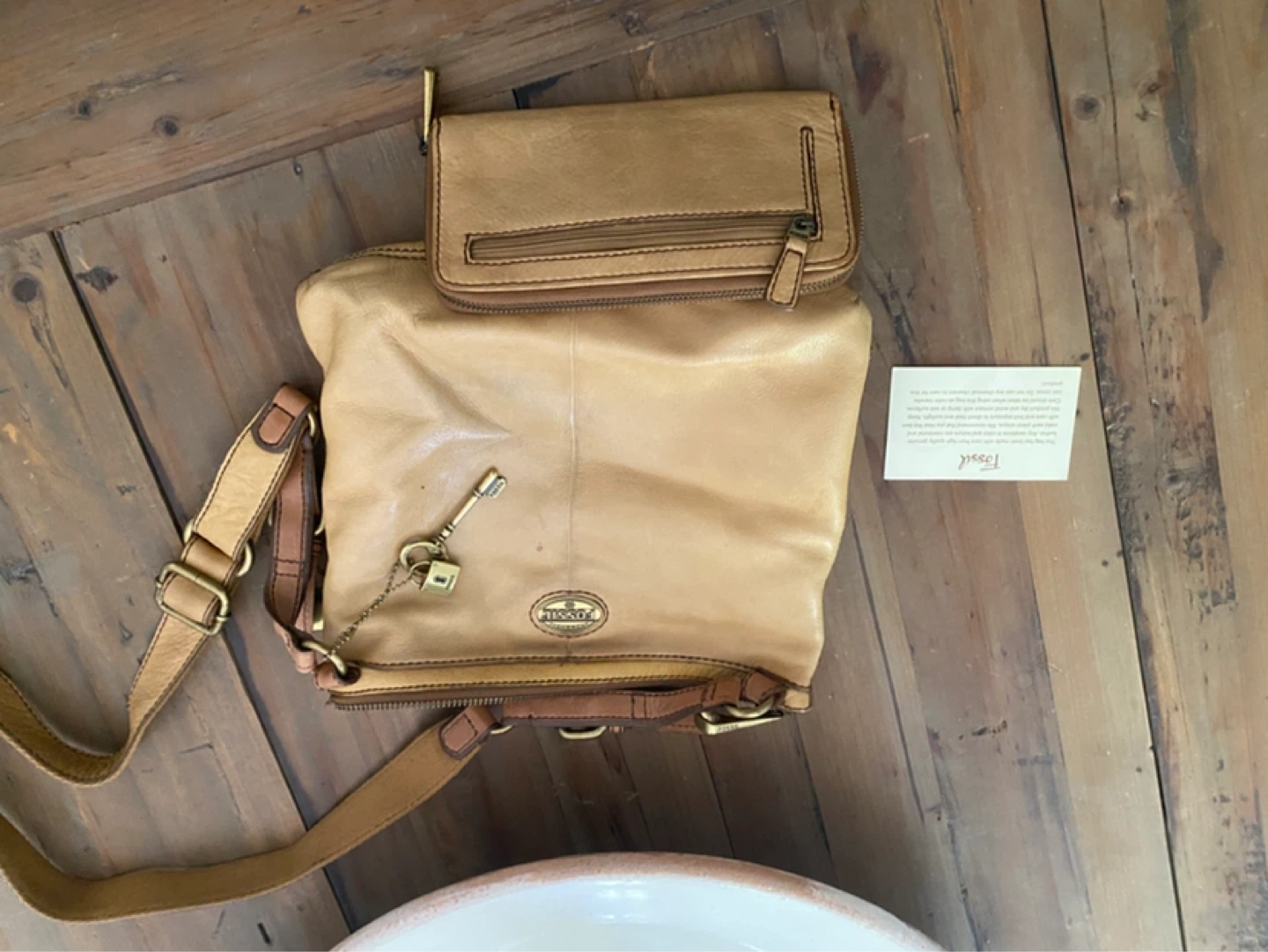 Fossil Leather Crossbody Bag and Wallet Set - photo 5