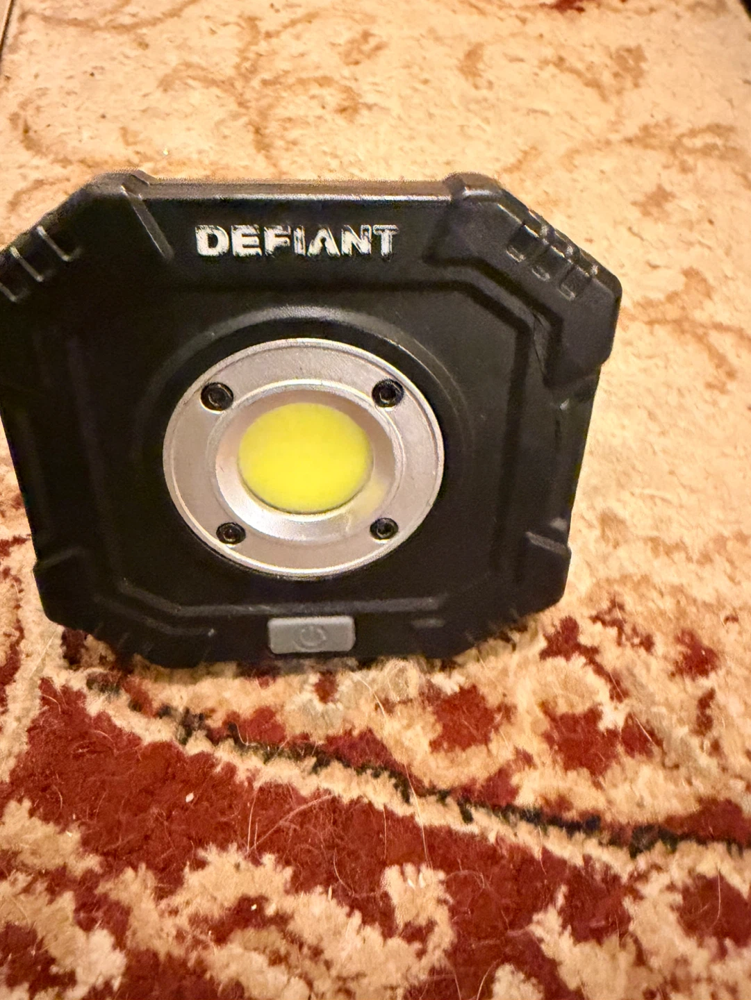 Defiant Work Light