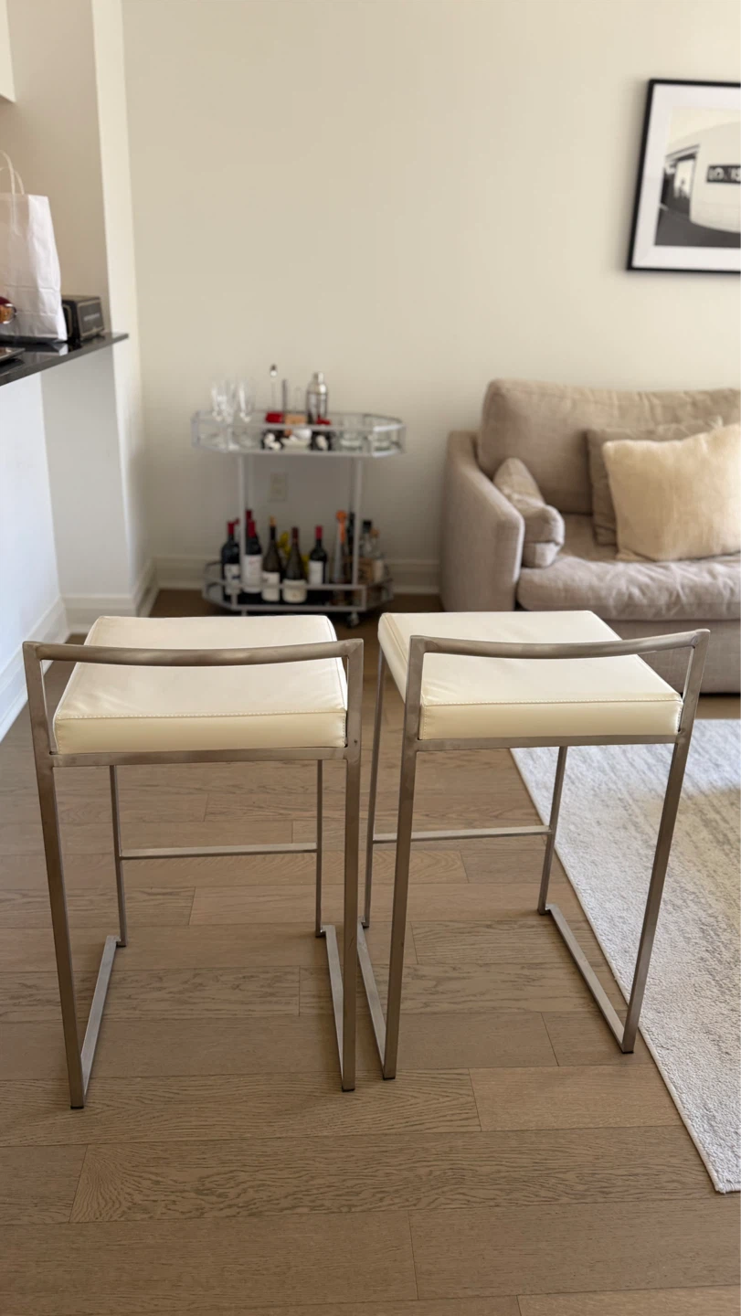 Set of 2 White Faux Leather Bar Stools with Metal Frame - photo 3