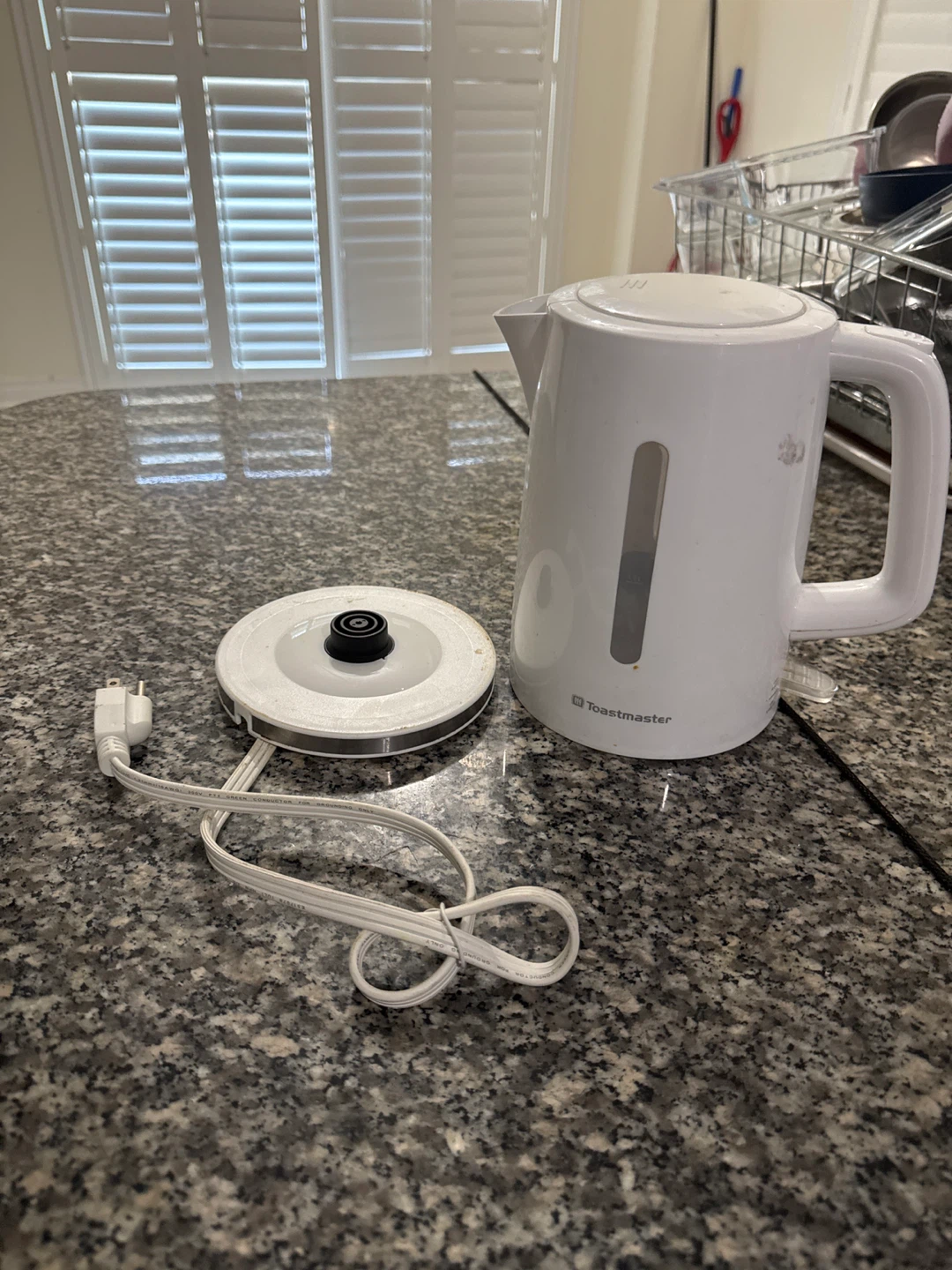 Toastmaster White Electric Kettle - photo 2