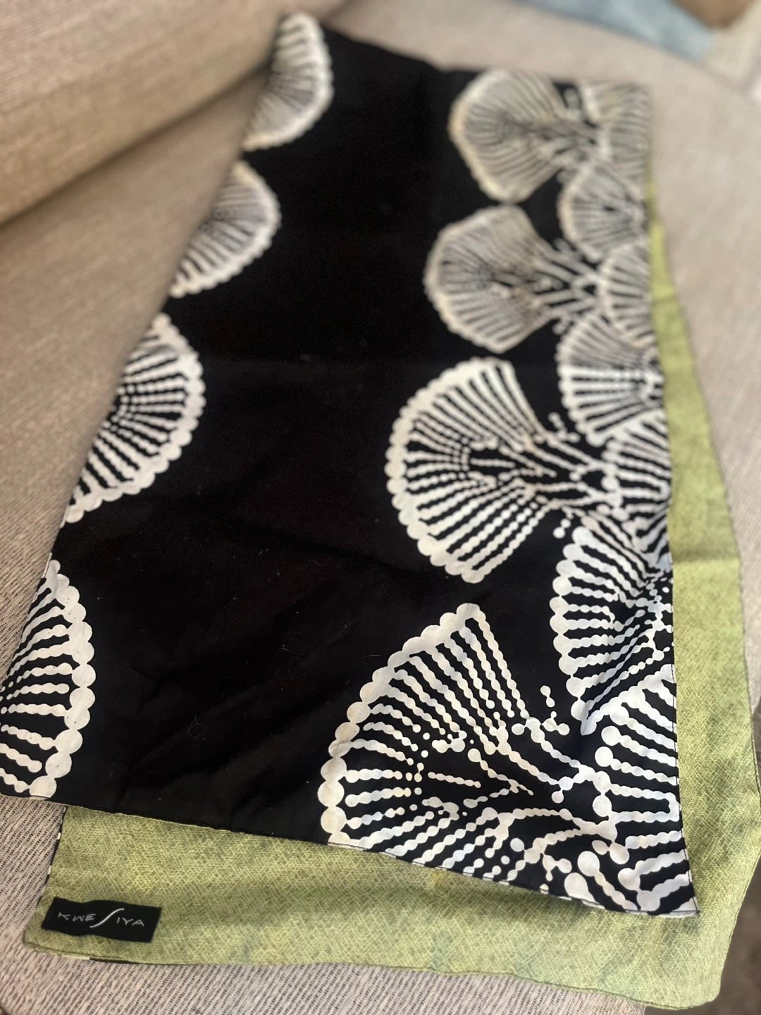 KWE SIYA Scarf - Raw Silk Black & Green Floral Print