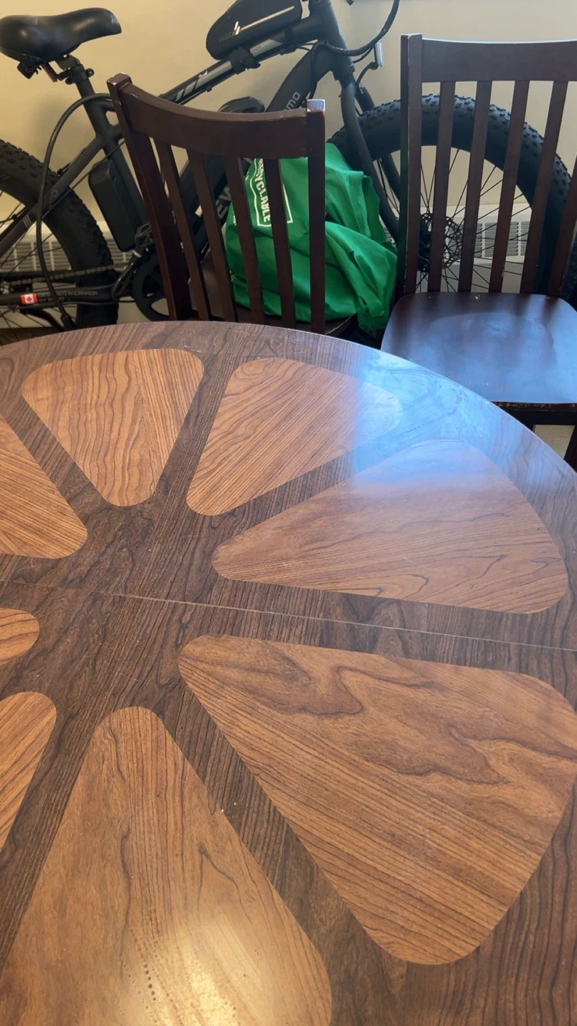 Wood grain dining table