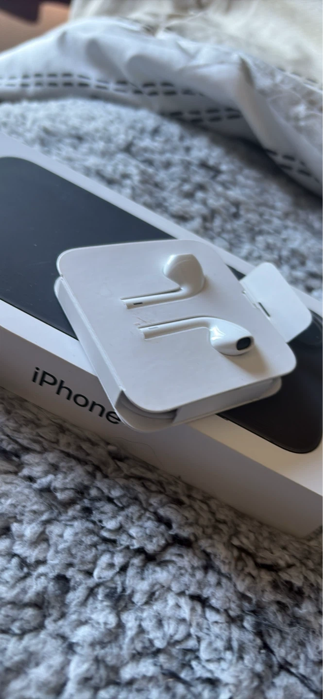 iPhone EarPods with Lightning Connector - photo 2