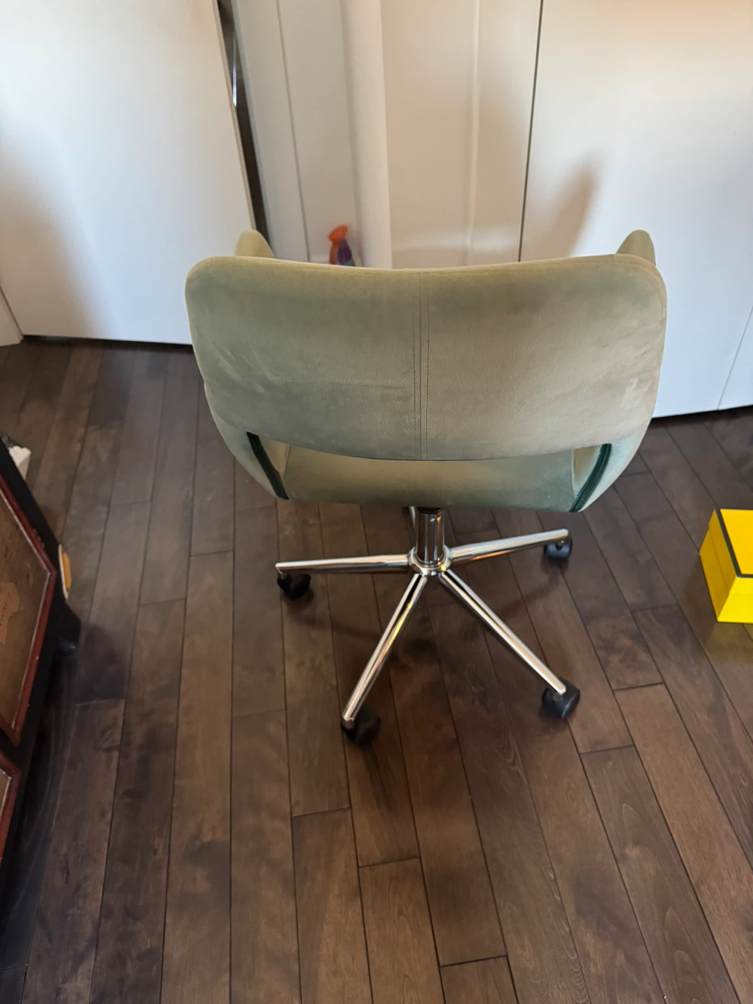 Office Chair - photo 2