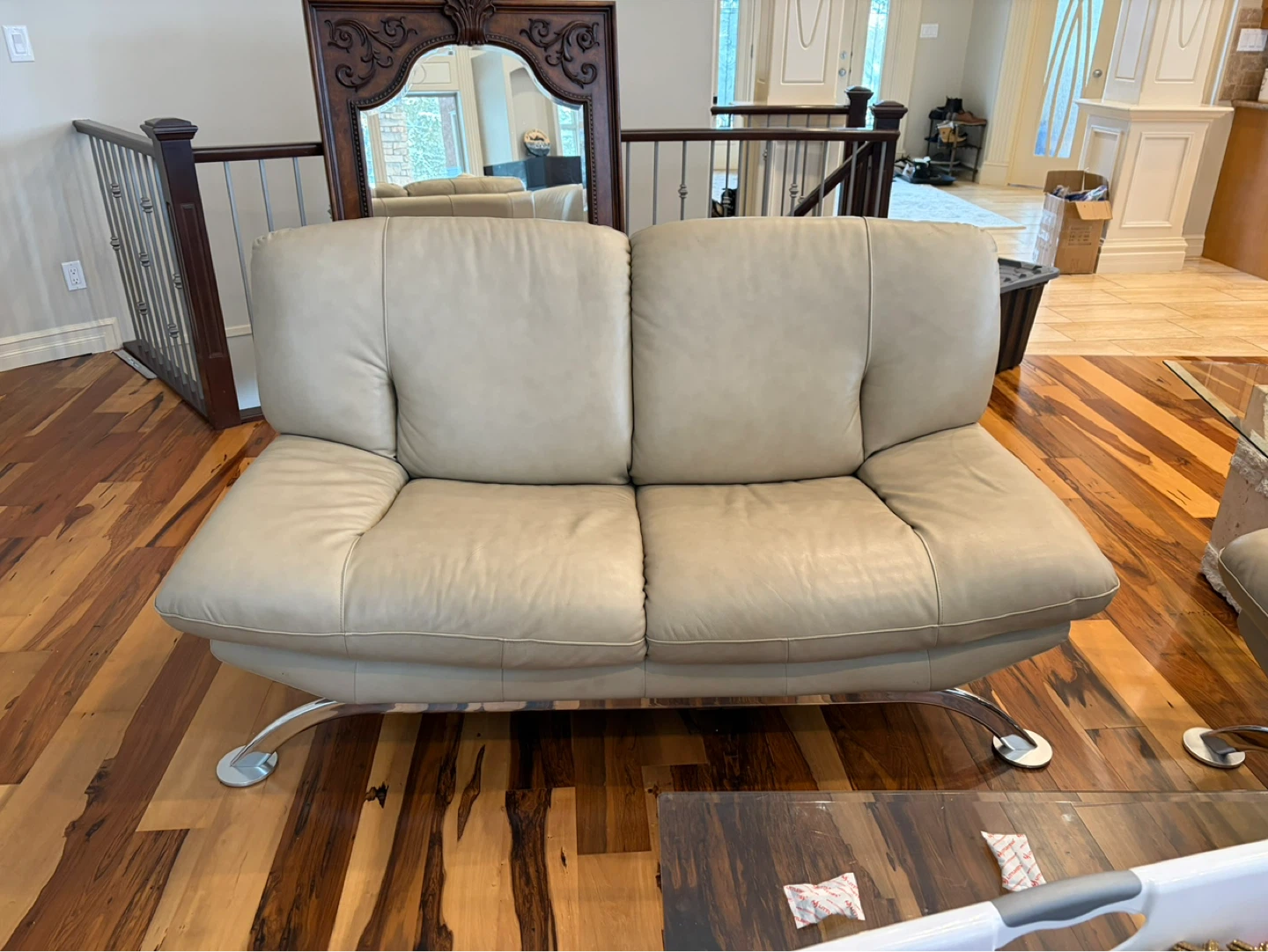 Beige genuine Leather couch / loveseat & chair - photo 3
