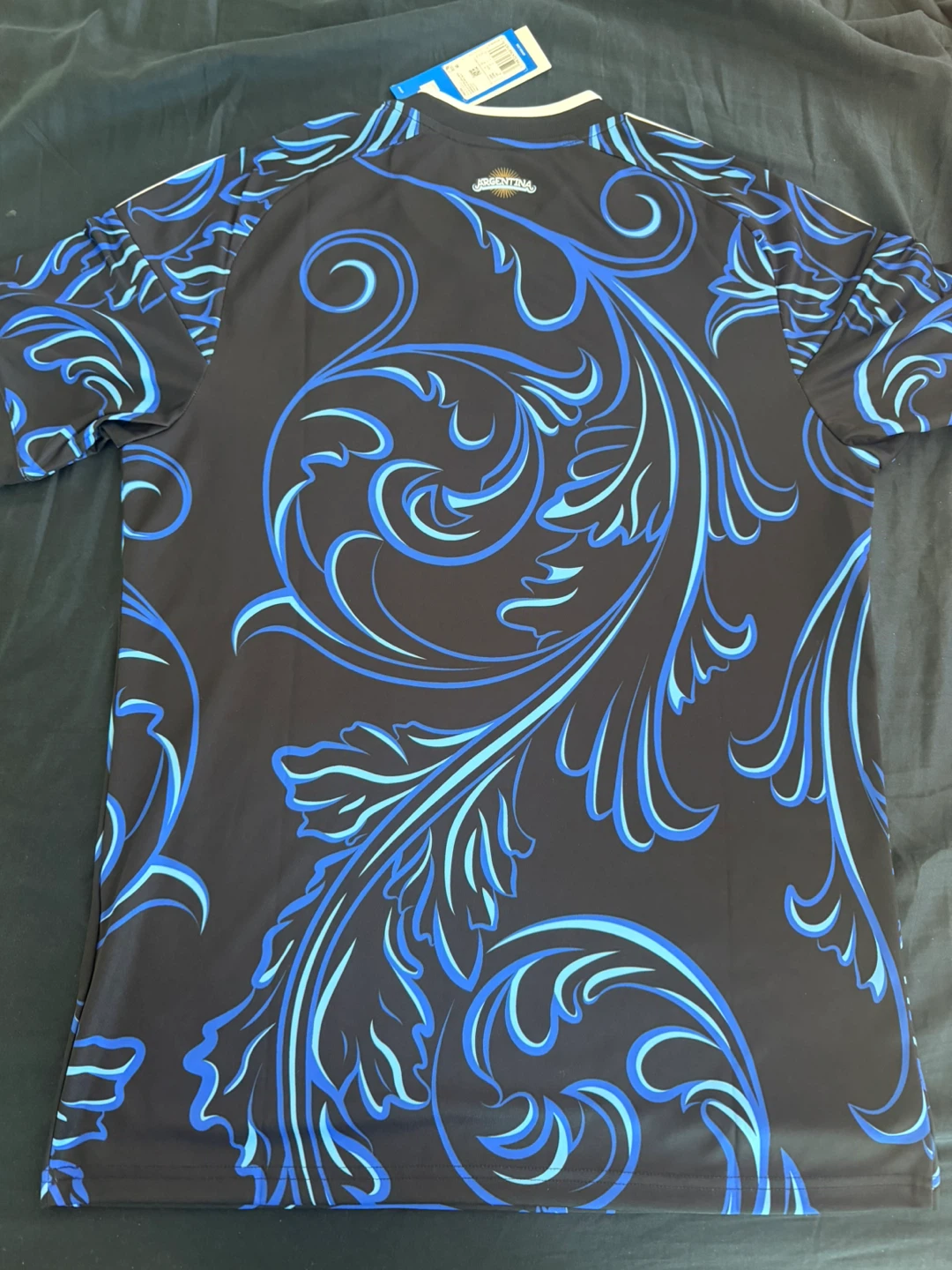 Authentic Adidas Argentina FIFA World Cup Jersey Medium - photo 2